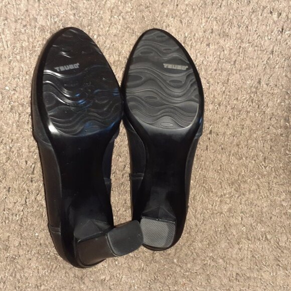 TSUBO-Avoca-Black Leather Block Heel Pumps-Size 8.5-Near Mint - Picture 7 of 7